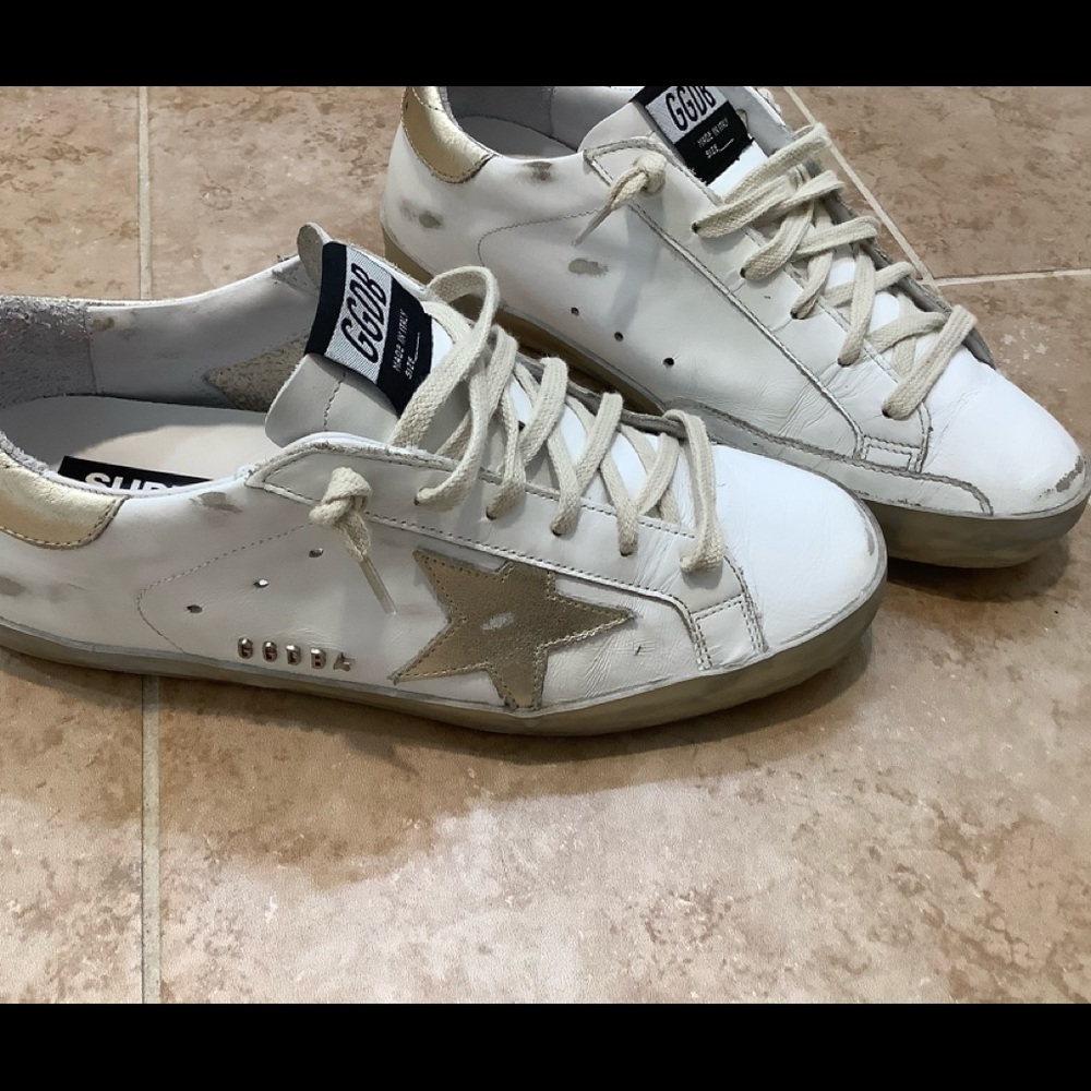 Golden Goose Superstars